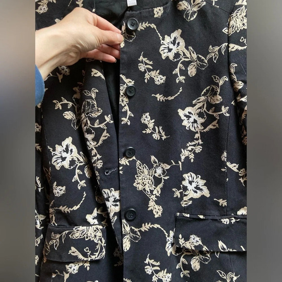 Charter Club 100% Silk button floral  blazer Sz 6 - Picture 6 of 10